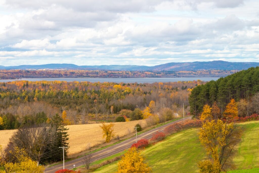 Ottawa Valley Real Estate Market - Pembroke Petawawa Renfrew County